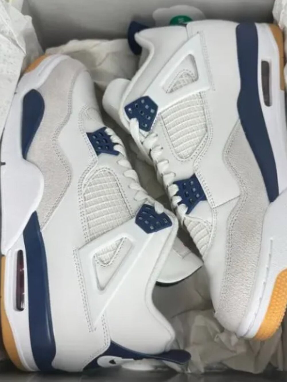 Air Jordan 4 Retro SB White Navy